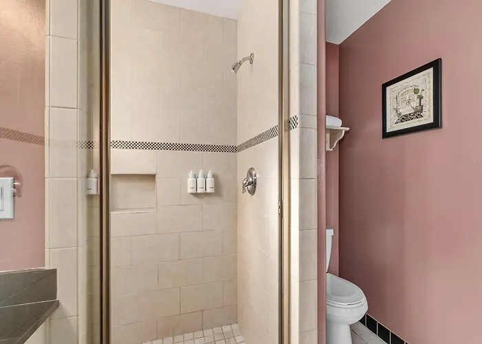 Private Villa: Cambria Pines Lodge